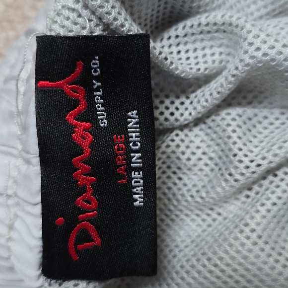 Diamond Mesh Lined Mens Shorts - Size L - Picture 5 of 8